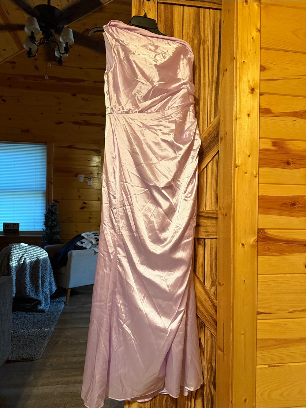 One-Shoulder Lavender Satin Prom Gown